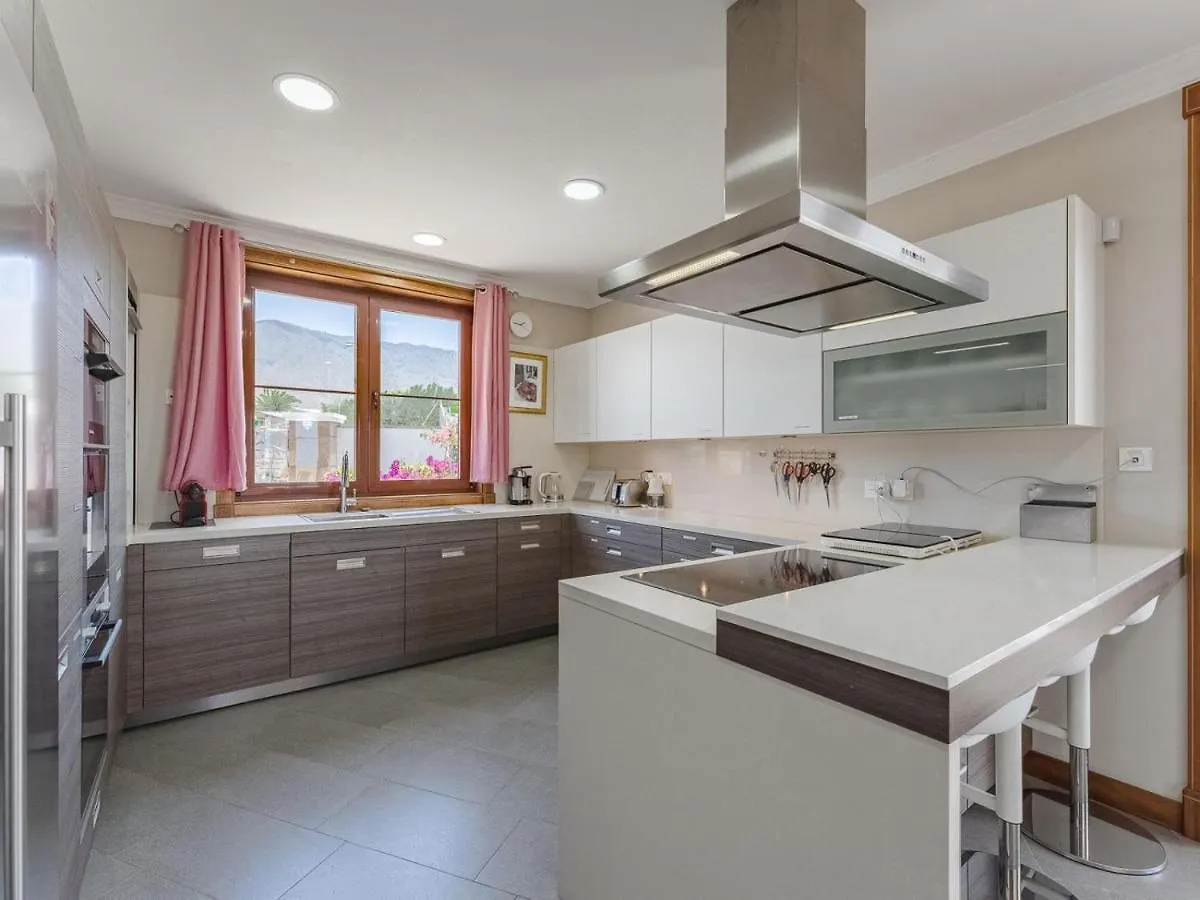 Luxury Villa Nautilus Heated Pool Spa 아데제 0*,