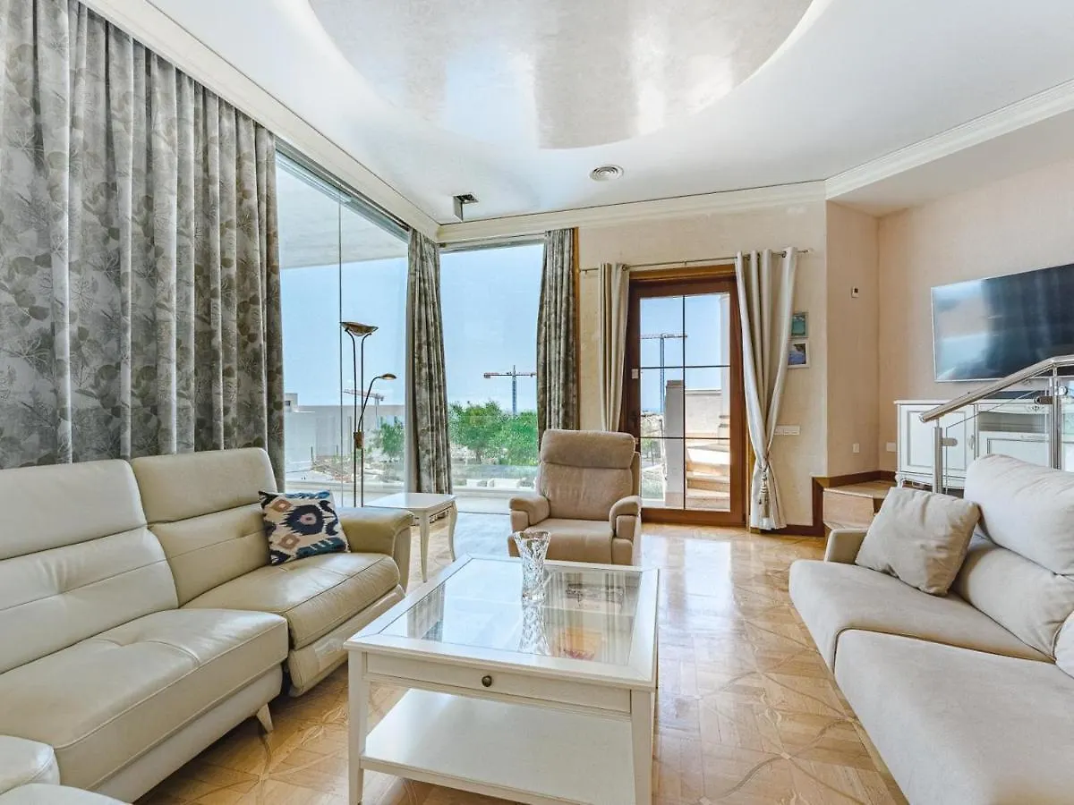 Luxury Villa Nautilus Heated Pool Spa 아데제