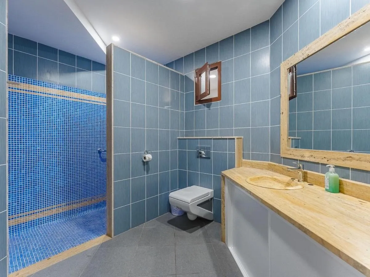 Luxury Villa Nautilus Heated Pool Spa 아데제